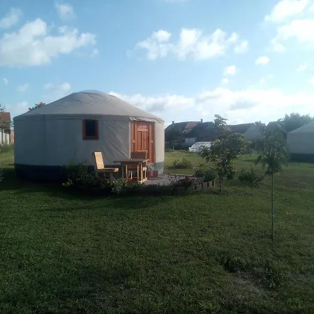 Luxury tent Jurtafarm - A Nomad Luxus *